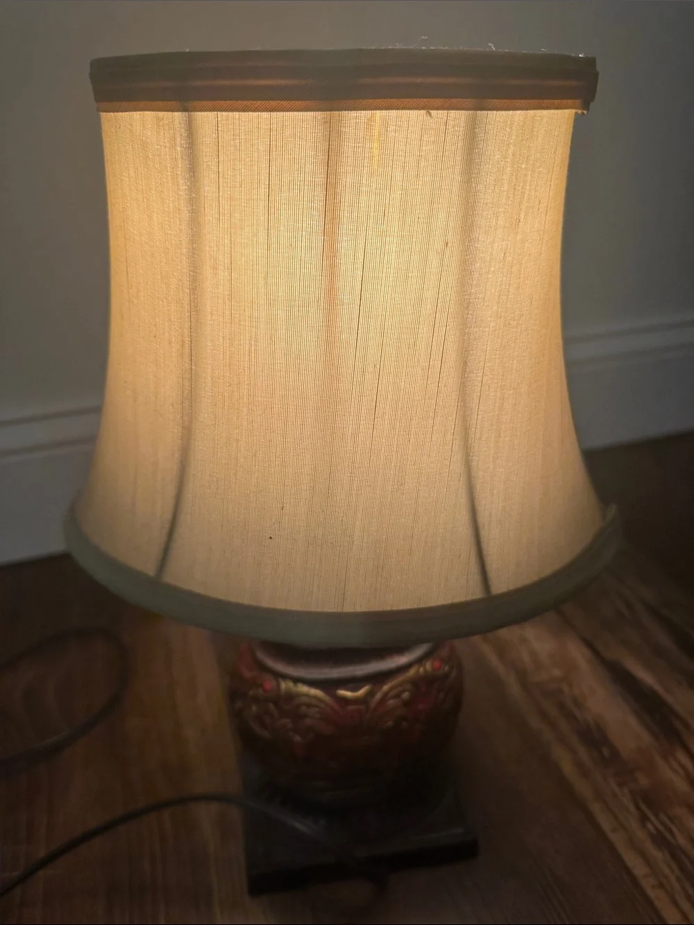 Classic Red and Gold Decorative Table Lamp with Cream Shade
